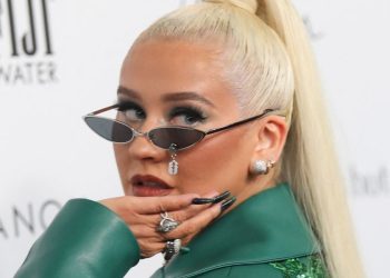 christina-aguilera-anuncia-show-solo-no-rio-de-janeiro