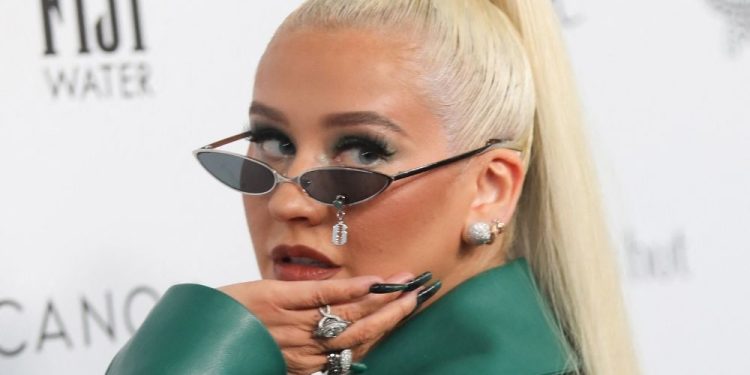 christina-aguilera-anuncia-show-solo-no-rio-de-janeiro