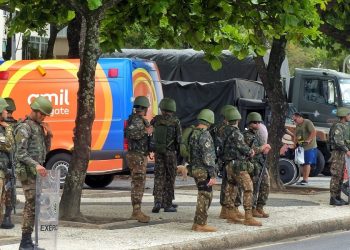 mesmo-com-sistema-aereo-antidrones,-veiculos-oficiais-sao-levados-por-bandidos-no-g20