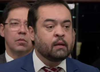 bala-perdida-atinge-condominio-onde-mora-governador-claudio-castro