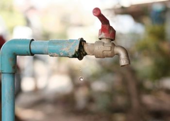 crise-de-abastecimento-de-agua-no-rj-afeta-centro,-baixada-fluminense,-e-zonas-sul-e-norte