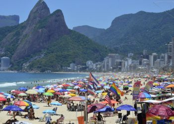 guarda-municipal-do-rj-intensifica-patrulhamento-apos-orgia-na-pedra-do-arpoador