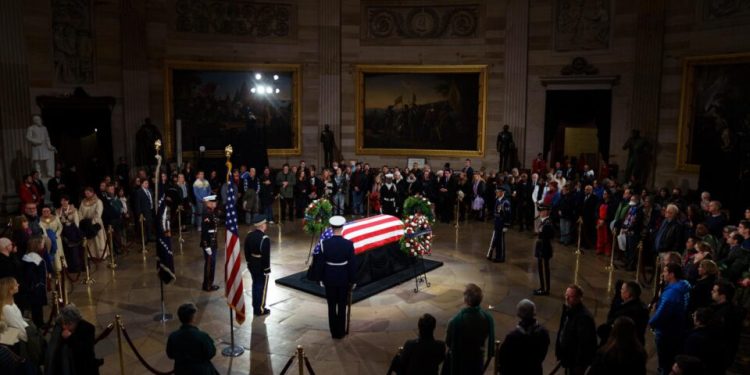 jimmy-carter-recebe-homenagens-no-capitolio