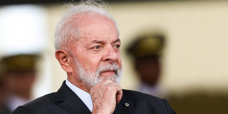 por-que-o-telefonema-de-lula-a-fernanda-torres-deixou-um-que-de-decepcao