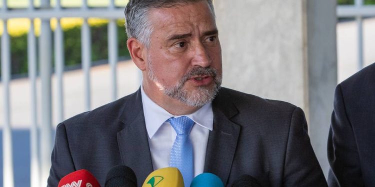 a-justificativa-de-pimenta-para-a-demissao-da-secom