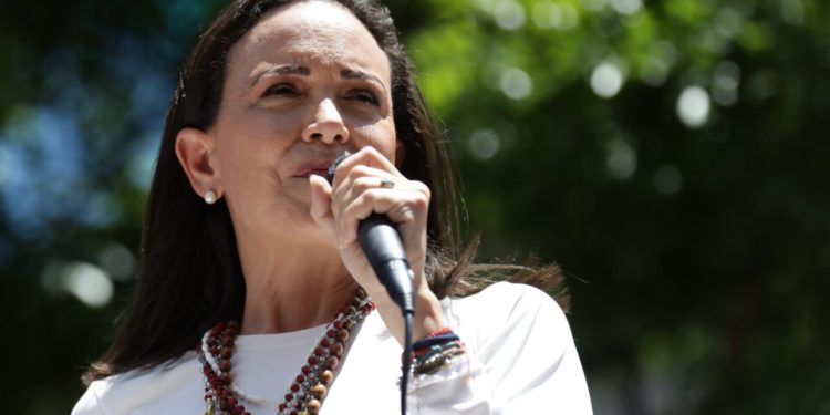 agentes-de-maduro-realizam-novo-cerco-contra-casa-da-mae-de-maria-corina-na-venezuela
