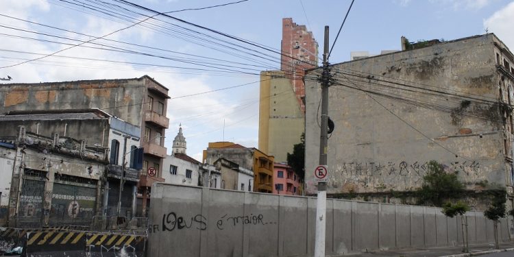 prefeitura-de-sao-paulo-ve-reducao-de-usuarios-de-drogas-na-cracolandia