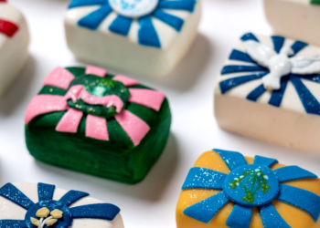 carnaval-doce:-escolas-de-samba-sao-homenageadas-pela-louzieh-doces