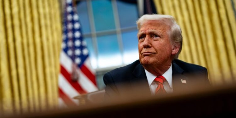 uma-surpresa-a-cada-dia:-como-as-decisoes-de-trump-mexem-com-a-economia-mundial