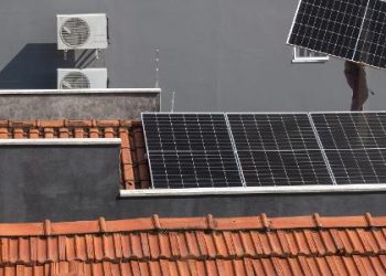brasil-e-oasis-pra-energia-solar;-quanto-custa-e-por-que-ainda-‘patinamos’?