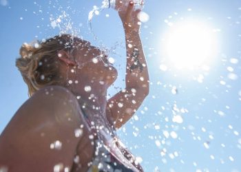 como-proteger-sua-saude-na-terceira-onda-de-calor-de-2025?