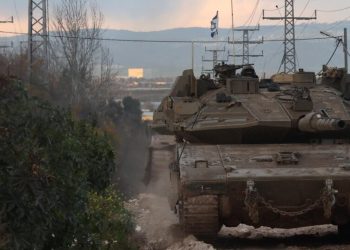 israel-envia-tanques-para-a-cisjordania-e-adia-libertacao-de-prisioneiros-palestinos