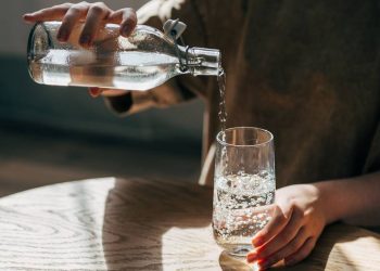 saiba-quantos-litros-de-agua-beber-por-dia-(pelo-menos)
