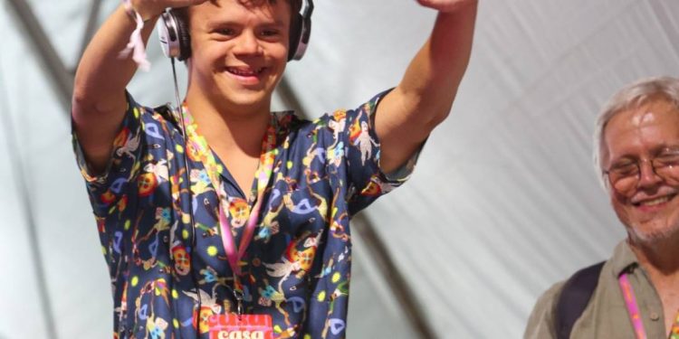 pautas-esg-sao-incorporadas-a-blocos-de-rua-e-festivais,-como-o-casabloco