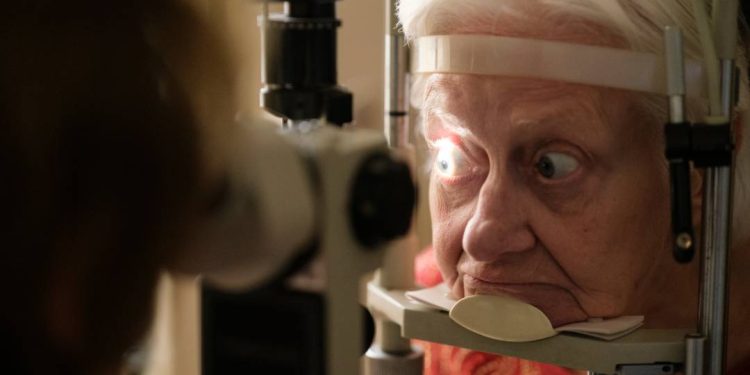 cirurgias-em-escala,-responsabilidade-coletiva:-os-mutiroes-de-catarata