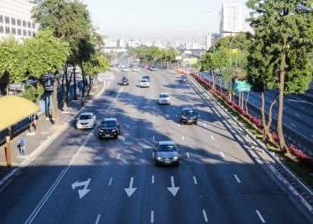 suspensao-do-rodizio-e-mudancas-nos-servicos:-veja-o-que-abre-e-fecha-durante-o-carnaval-em-sp