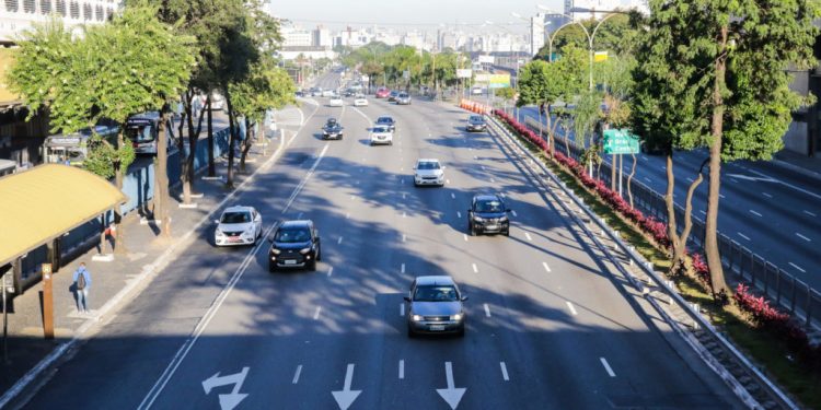 suspensao-do-rodizio-e-mudancas-nos-servicos:-veja-o-que-abre-e-fecha-durante-o-carnaval-em-sp