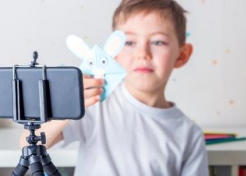 youtube-encara-pontos-de-lei-brasileira-como-ameaca-a-videos-para-criancas