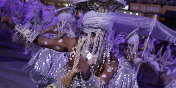 imperatriz-enfrenta-concorrencia-do-oscar,-mas-faz-bonito-e-pode-ser-premiada