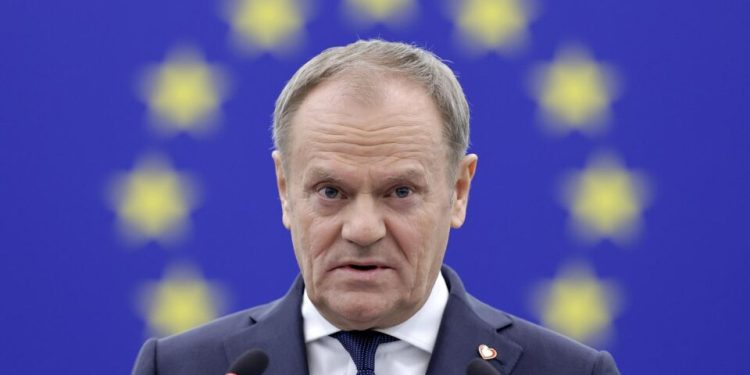 polonia-anuncia-planos-de-treinamento-militar-em-larga-escala-e-ampliacao-do-exercito