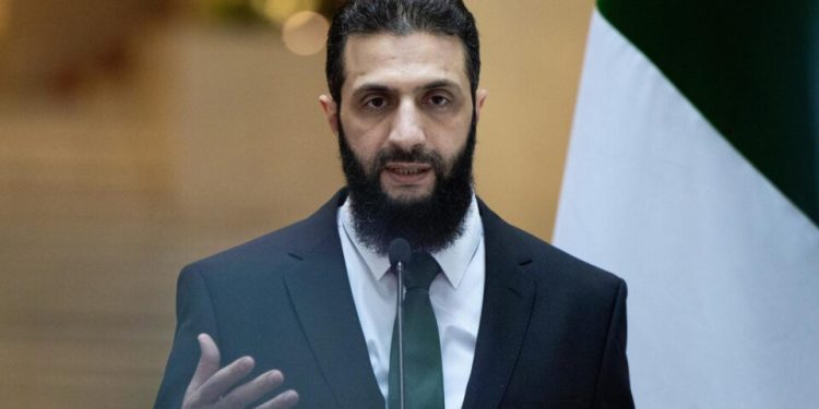 presidente-da-siria-promete-continuar-“perseguindo-remanescentes-do-ex-regime”-de-assad