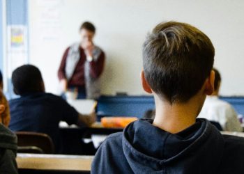deputados-do-pt-querem-forcar-todas-as-escolas-a-matricular-qualquer-tipo-de-aluno