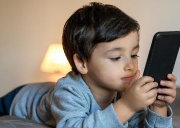 tiktok-permite-que-pais-‘bloqueiem’-feed-de-filhos-e-descubram-seguidores