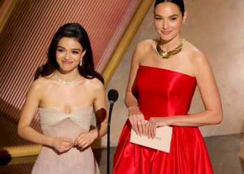 as-mudancas-da-disney-apos-polemica-com-gal-gadot-e-rachel-zegler