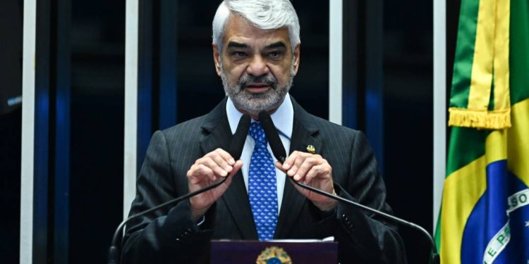 a-disputa-do-pt-considerada-‘desrespeitosa’-pelo-presidente-do-partido