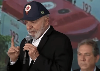 josias:-‘lula-descobre-que-salvacao-de-seu-governo-pode-estar-nas-galinhas’
