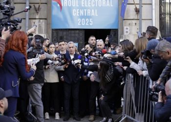 interferencia-russa-ou-perseguicao-politica?-exclusao-de-candidato-gera-caos-na-romenia