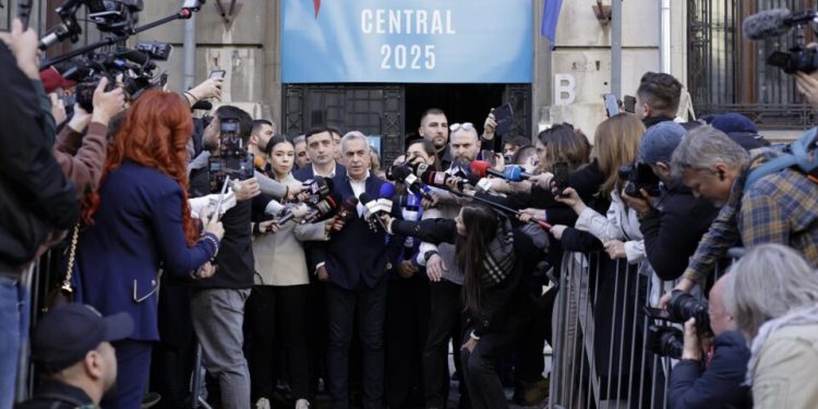 interferencia-russa-ou-perseguicao-politica?-exclusao-de-candidato-gera-caos-na-romenia