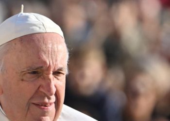 papa-francisco-clama-pela-paz-no-dia-de-retomada-de-bombardeios-em-gaza