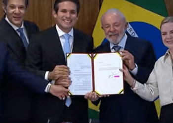 governo-quer-reter-10%-de-dividendos-acima-de-r$-50-mil-para-bancar-isencao
