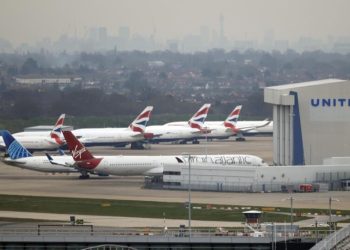 aeroporto-de-heathrow-anuncia-que-retomara-parcialmente-voos-apos-fechamento-total