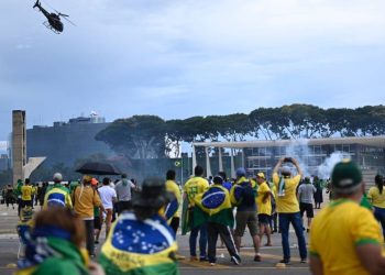 pf-prende-acusado-de-furtar-replica-da-constituicao-no-8-de-janeiro