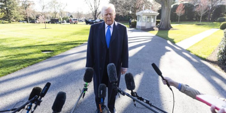 trump-revoga-status-legal-temporario-de-530-mil-imigrantes-de-cuba,-haiti,-nicaragua-e-venezuela