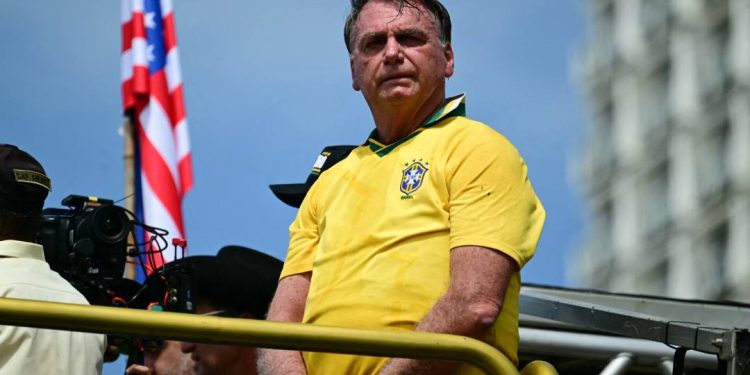stf-aperta-o-cerco,-e-bolsonaro-planeja-giro-pelo-pais-como-demonstracao-de-forca-politica