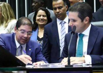 com-hugo-motta-fora,-crescem-especulacoes-sobre-pl-na-presidencia:-‘tudo-pode-acontecer’