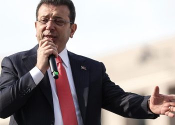 prefeito-de-istambul-preso-pede-aos-turcos-que-desmantelem-“golpe-contra-a-democracia”