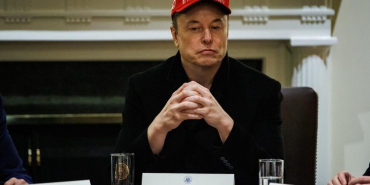 musk-denuncia-ameacas-de-morte-diarias-contra-equipe-do-doge-nos-eua