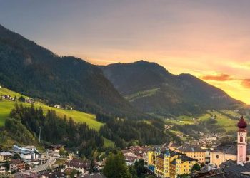 provincia-na-italia-oferece-r$-600-mil-para-revitalizar-casas-nos-alpes