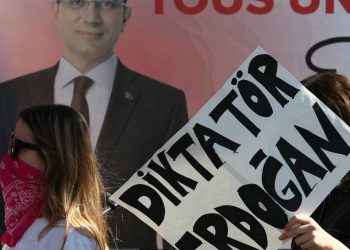 oposicao-a-erdogan,-prefeito-de-istambul-diz-que-seu-advogado-tambem-foi-preso