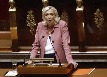 justica-da-franca-torna-le-pen-inelegivel-apos-condenacao-por-desvio-de-recursos