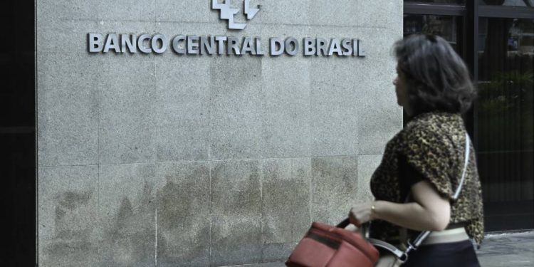 mercado-mantem-projecoes-de-inflacao-acima-da-meta