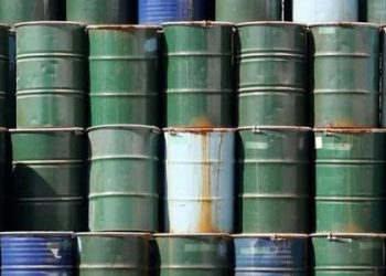 petroleo-cai-antes-de-tarifaco-de-trump-e-pressao-sobre russia