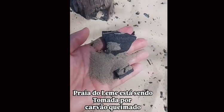 nao-precisa-olhar-de-lupa:-a orla-esta-cheia-de-carvao.-video!