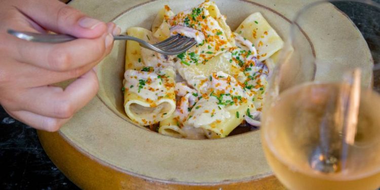 sim,-existe-o-dia-do-carbonara!-confira-um-roteiro-para-provar-a-receita