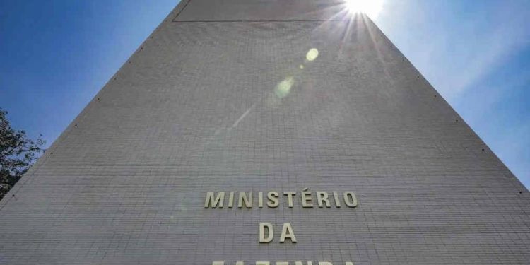 um-‘esquecimento’-do-governo-faz-barulho-em-reuniao-sobre-bets