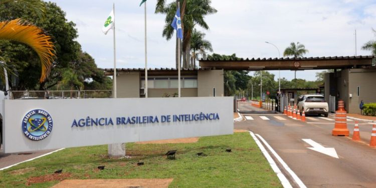 mp-do-paraguai-abre-investigacao-apos-espionagem-da-abin;-caso-gera-incomodo-no-governo